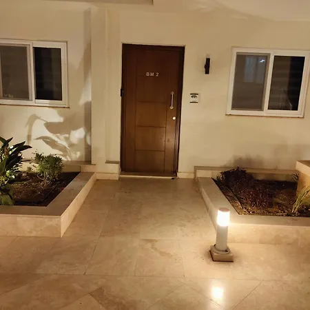 The Palm Court Apartment St. Paul's Bay Exterior photo