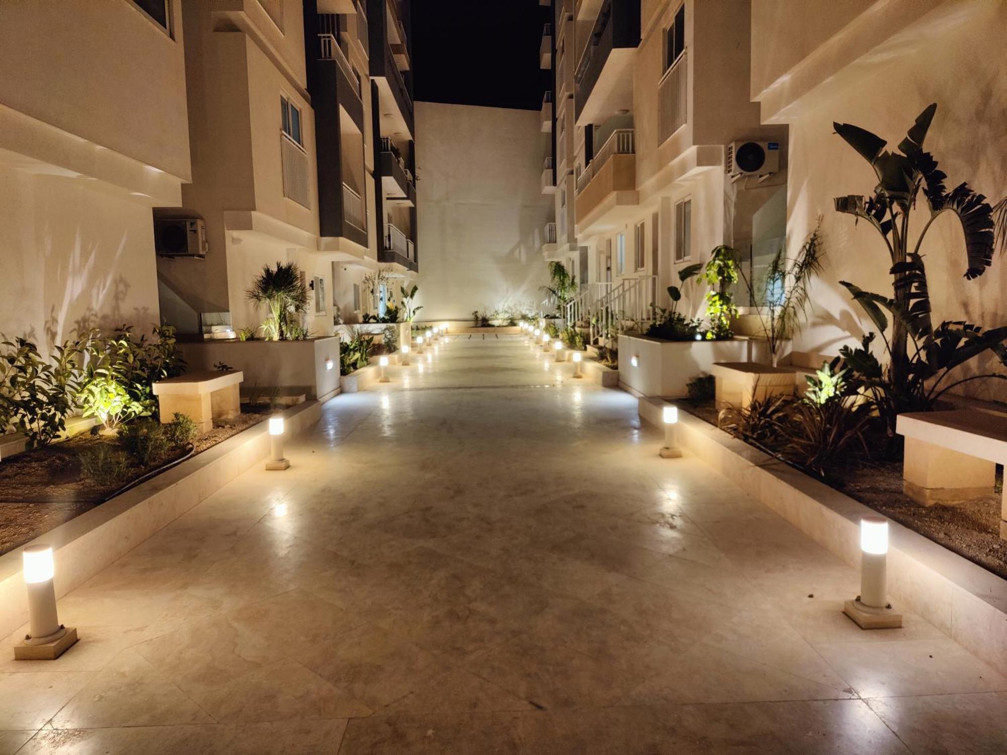 Apartment The Palm Court *